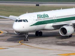 Aéroport de Florence, Avion d'Alitalia