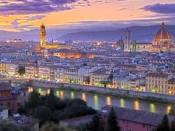 Florence à la tombée de la nuit