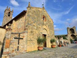 Monteriggioni, Duomo